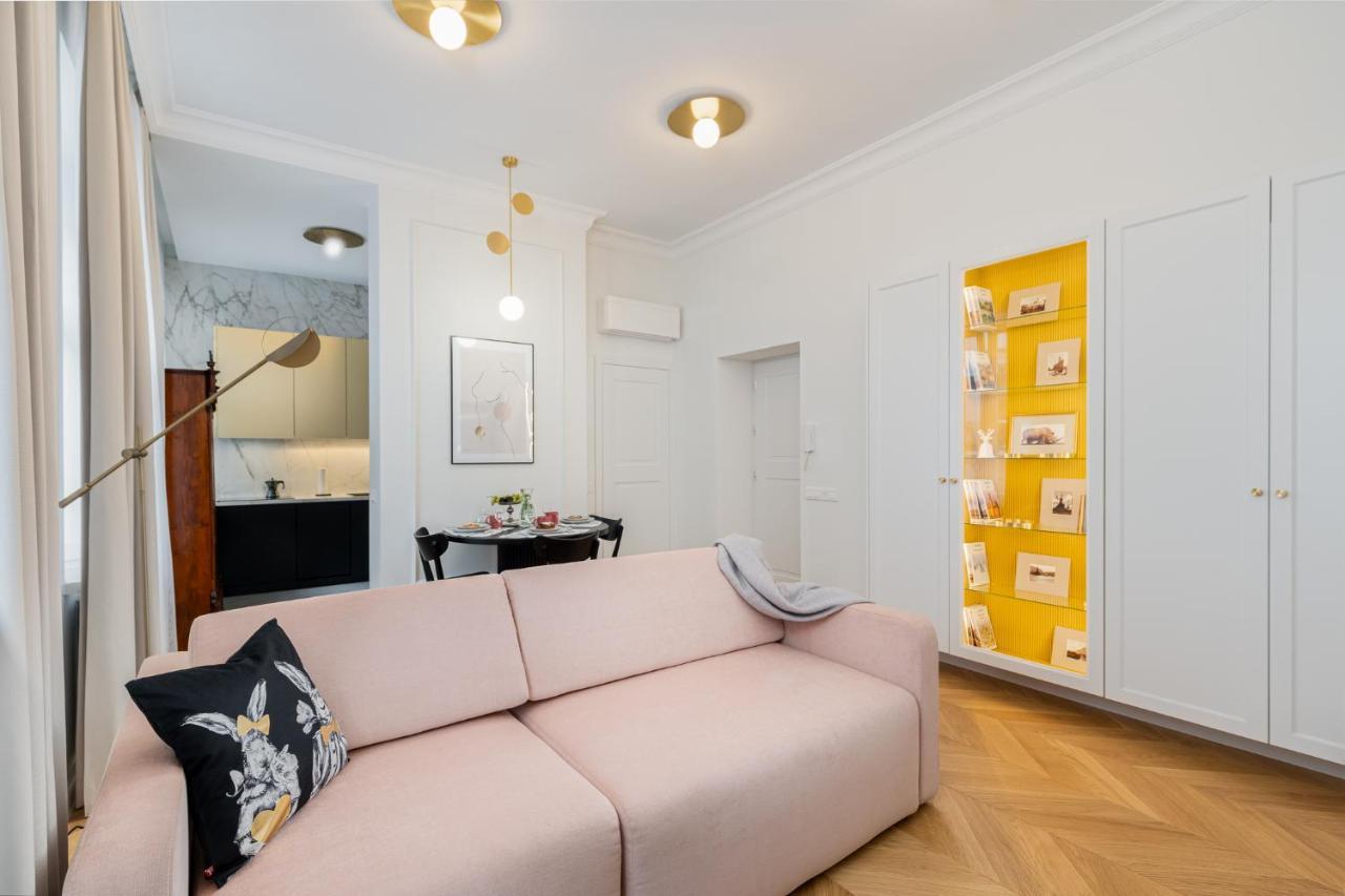 Premium Apartment In Parisian Style In The Heart Of Old Krasków Εξωτερικό φωτογραφία
