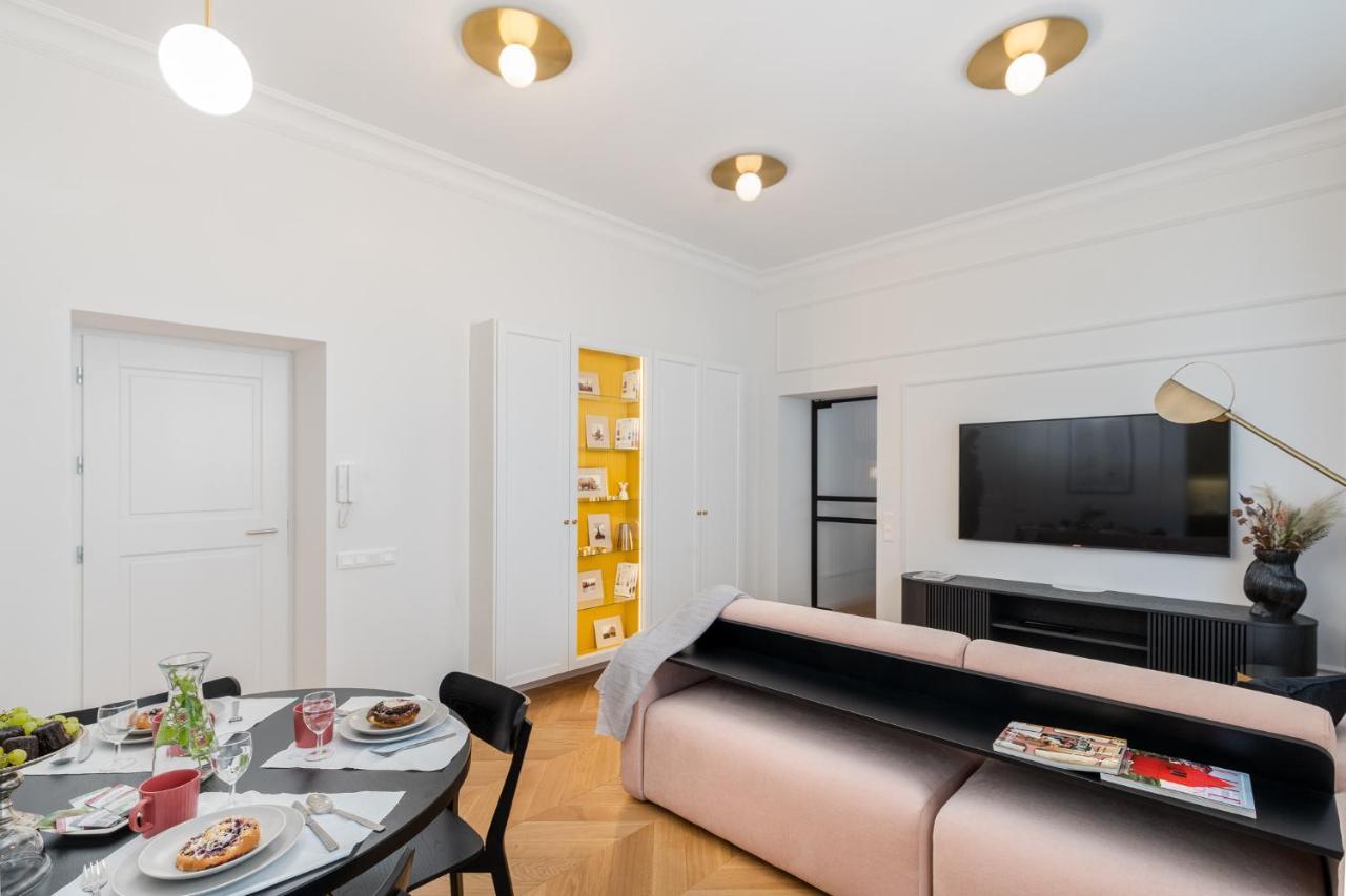 Premium Apartment In Parisian Style In The Heart Of Old Krasków Εξωτερικό φωτογραφία