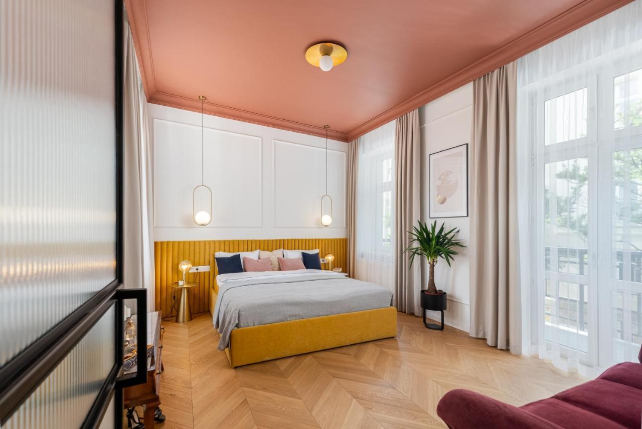 Premium Apartment In Parisian Style In The Heart Of Old Krasków Εξωτερικό φωτογραφία