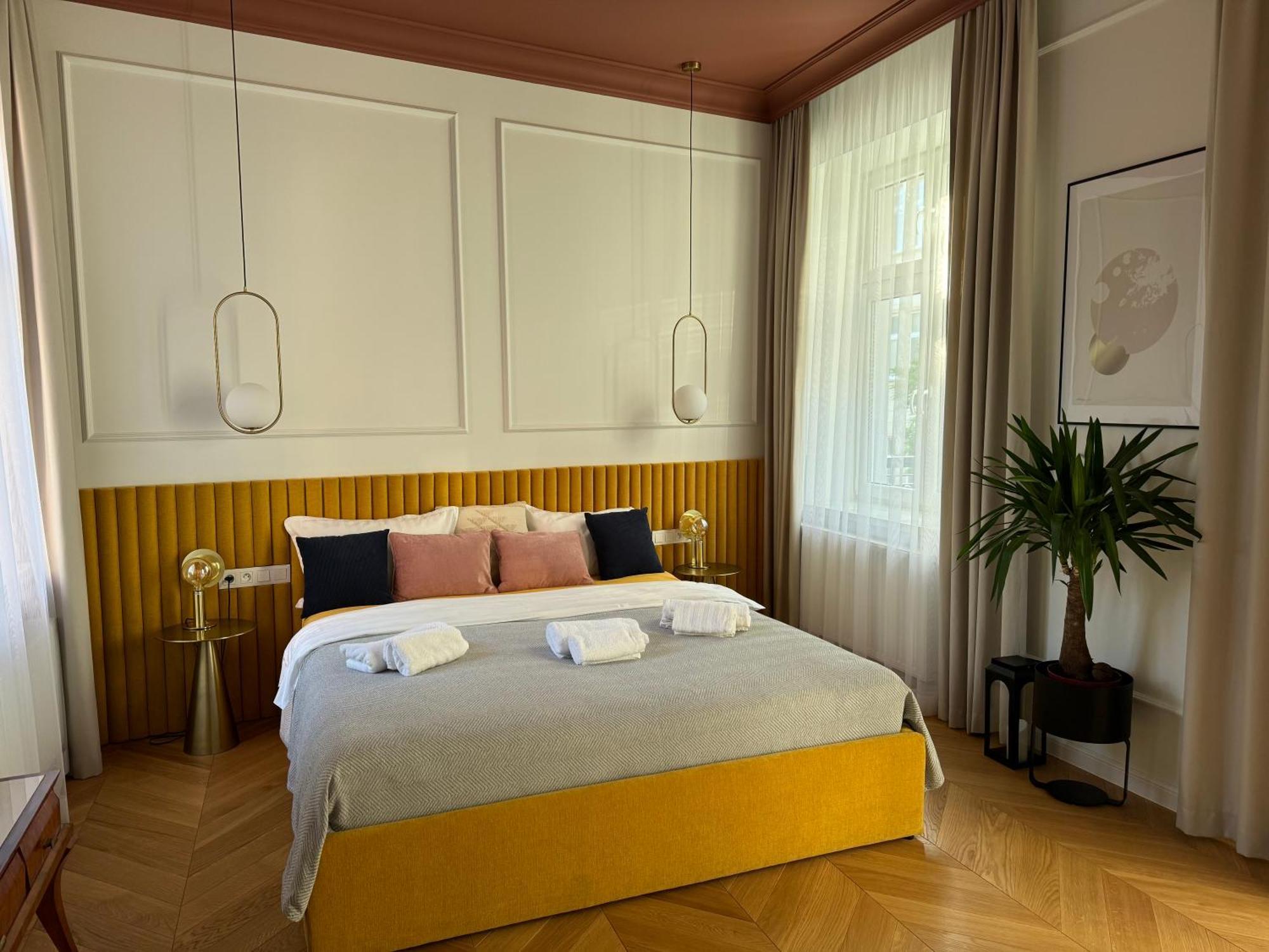 Premium Apartment In Parisian Style In The Heart Of Old Krasków Εξωτερικό φωτογραφία